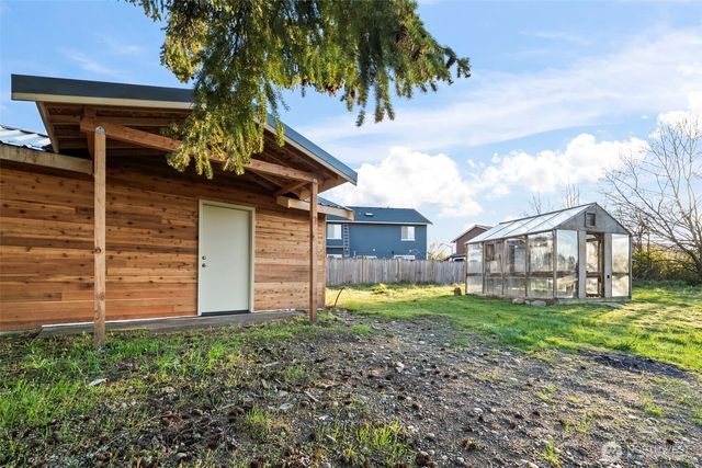 15329 104th Avenue SE, Yelm, WA 98597
