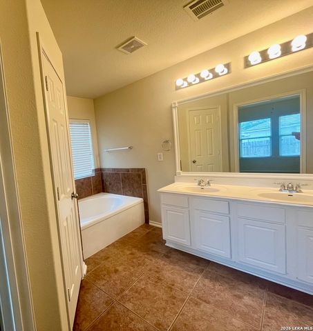 225 Brahma Way, Cibolo, TX 78108