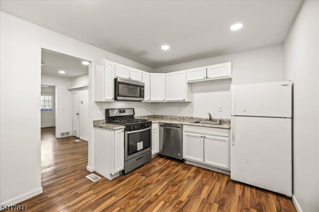 270 Sitgreaves St, Phillipsburg Town, NJ 08865