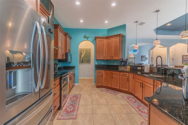 1394 OAKMONT DRIVE, Winter Haven, FL 33884