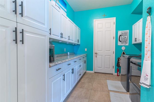 1394 OAKMONT DRIVE, Winter Haven, FL 33884