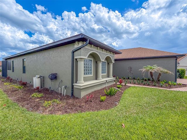 1394 OAKMONT DRIVE, Winter Haven, FL 33884