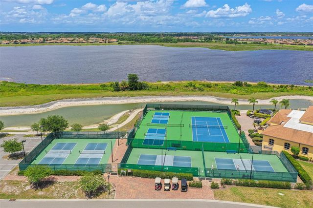 1394 OAKMONT DRIVE, Winter Haven, FL 33884