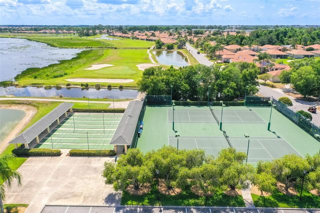 1394 OAKMONT DRIVE, Winter Haven, FL 33884