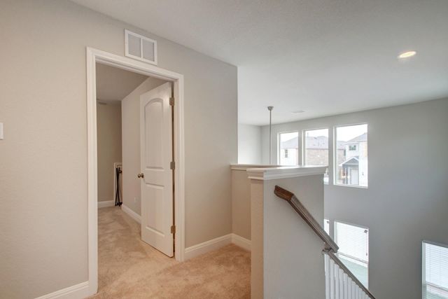 1051 Kenney Fort XING 86, Round Rock, TX 78665