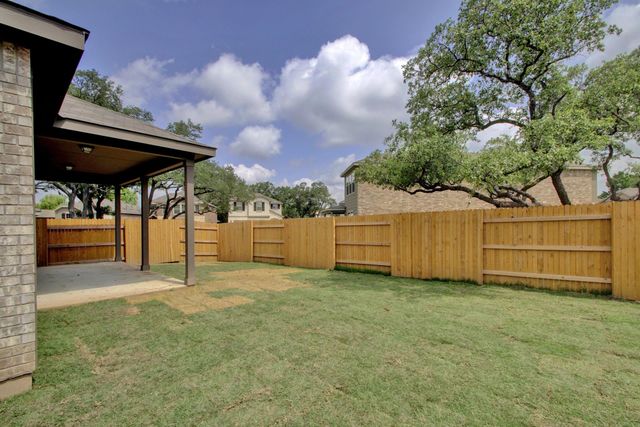 1051 Kenney Fort XING 86, Round Rock, TX 78665