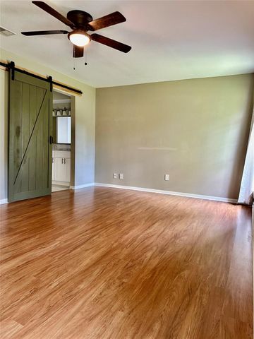 2414 Manila Lane, Houston, TX 77043