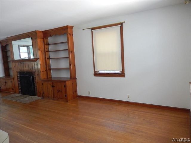 22 Henderson Place, Hamburg, NY 14075