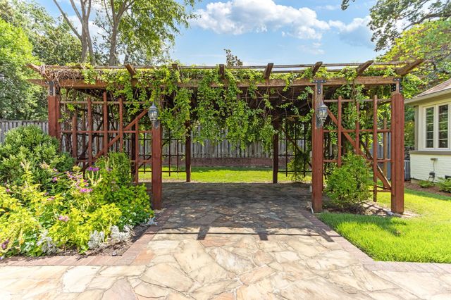 3790 WALNUT GROVE RD, Memphis, TN 38111