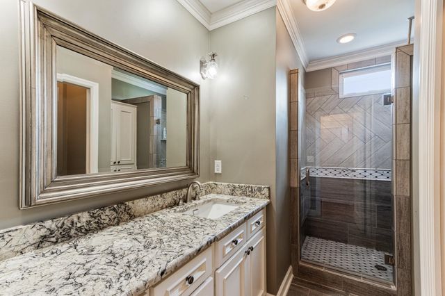 3790 WALNUT GROVE RD, Memphis, TN 38111