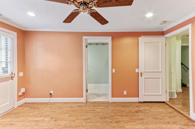 3790 WALNUT GROVE RD, Memphis, TN 38111