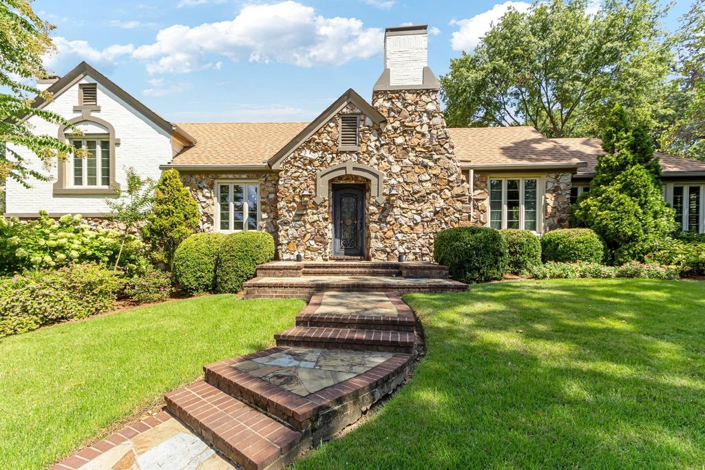 3790 WALNUT GROVE RD, Memphis, TN 38111