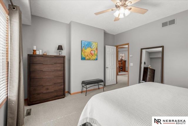 4821 Gleneagle Court, Lincoln, NE 68526