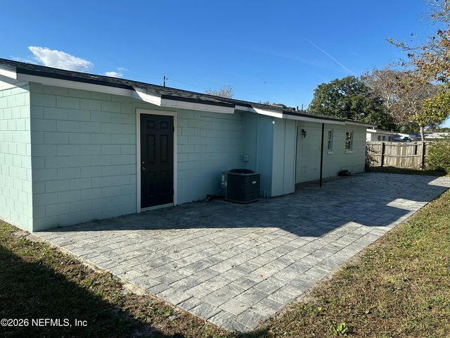 365 SARGO Road, Atlantic Beach, FL 32233