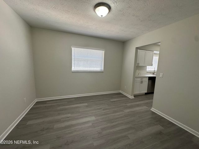 8044 RENAULT Drive N, Jacksonville, FL 32244