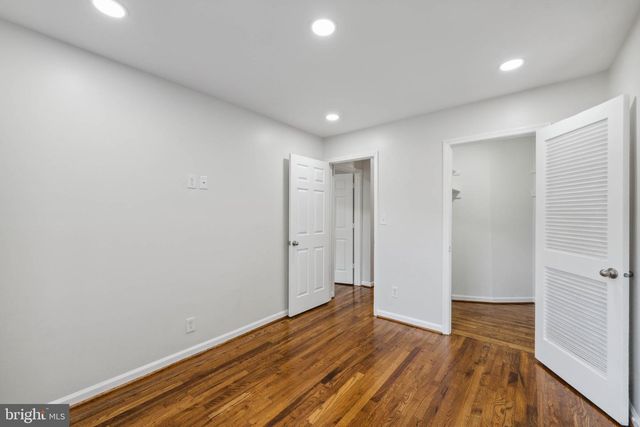 6008 WATERBURY CT, Springfield, VA 22152