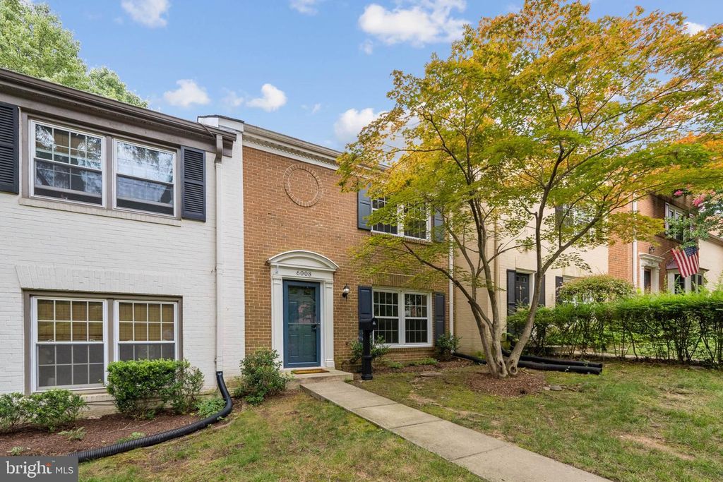 6008 WATERBURY CT, Springfield, VA 22152