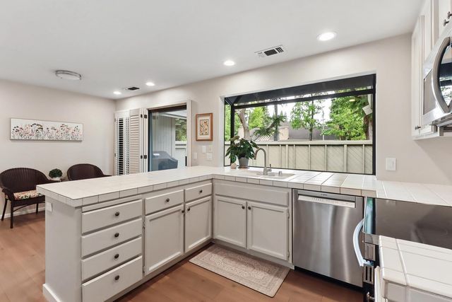 11446 Gold Country Blvd, Gold River, CA 95670