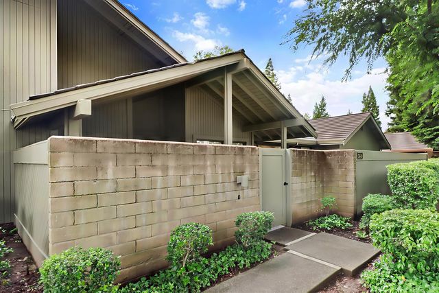 11446 Gold Country Blvd, Gold River, CA 95670