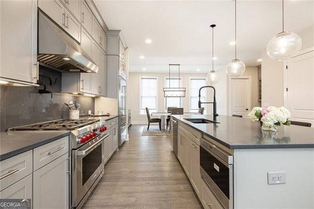 2722 Thornewilde Way, Atlanta, GA 30339
