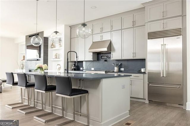 2722 Thornewilde Way, Atlanta, GA 30339