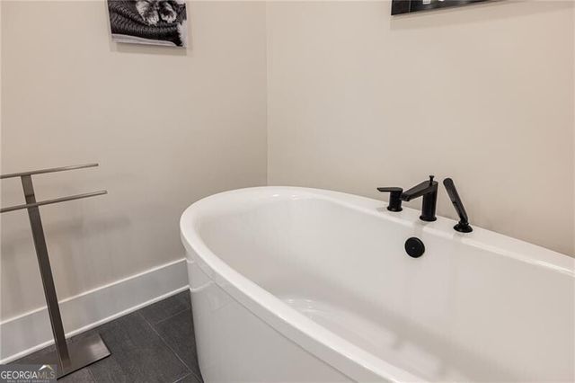 2722 Thornewilde Way, Atlanta, GA 30339