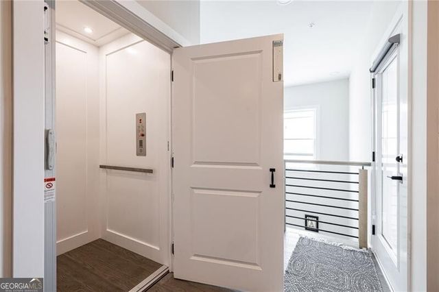 2722 Thornewilde Way, Atlanta, GA 30339