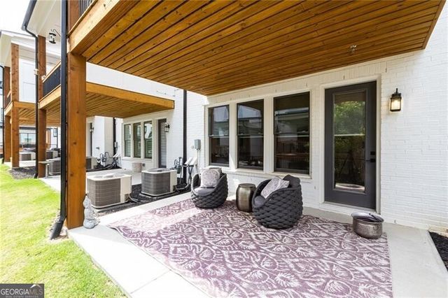 2722 Thornewilde Way, Atlanta, GA 30339