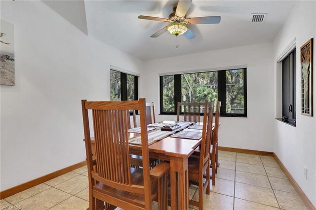 2671 4th AVE NE, Naples, FL 34120