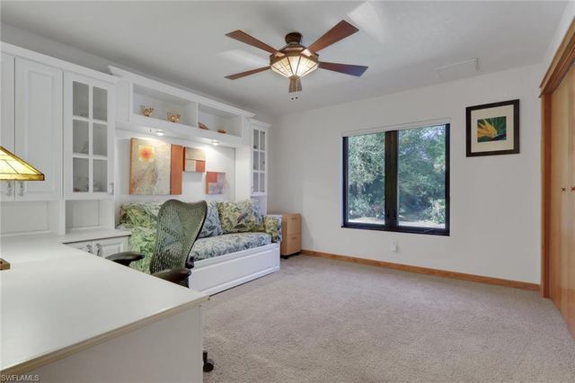 2671 4th AVE NE, Naples, FL 34120