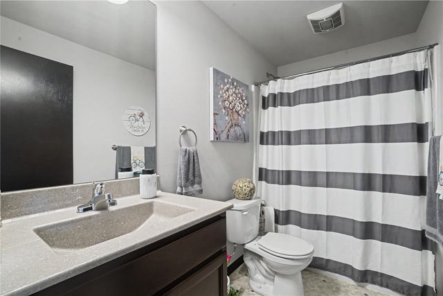 4423 Calder Drive, Marion, IA 52302