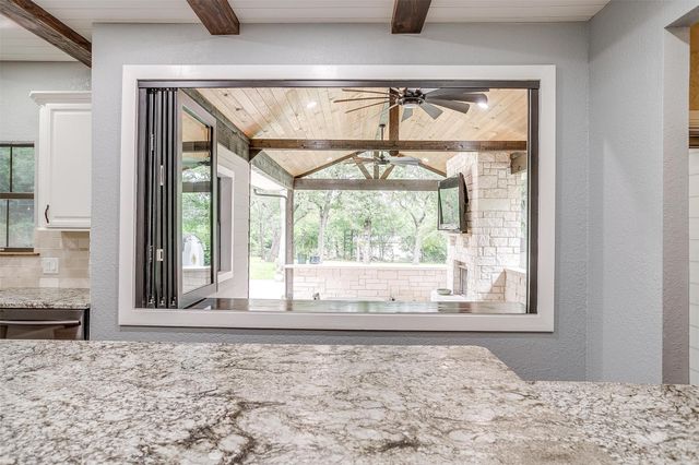 132 S Briaroaks Road, Burleson, TX 76028