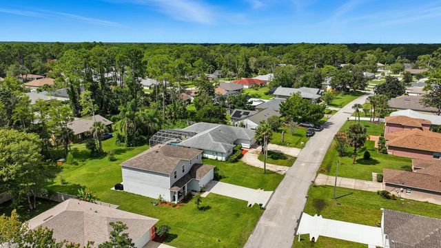 31 Pacific Dr, Palm Coast, FL 32164