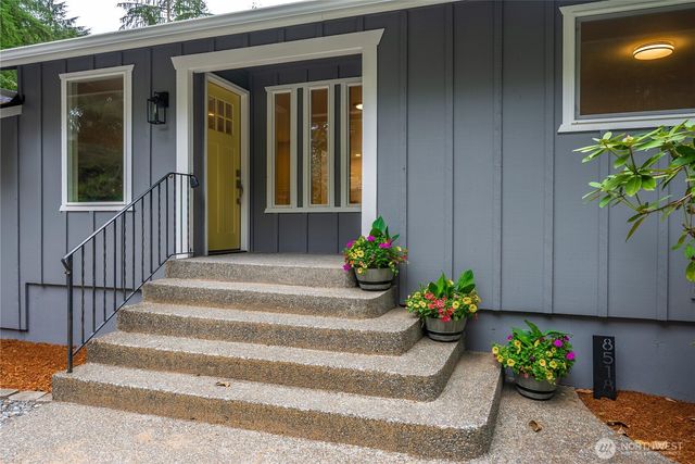 8518 58th Avenue NW, Gig Harbor, WA 98332