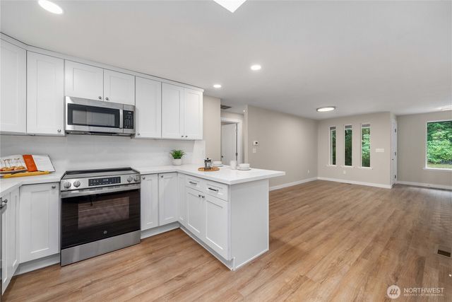 8518 58th Avenue NW, Gig Harbor, WA 98332