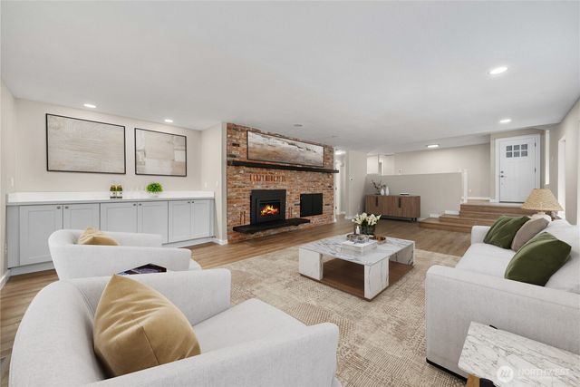 8518 58th Avenue NW, Gig Harbor, WA 98332