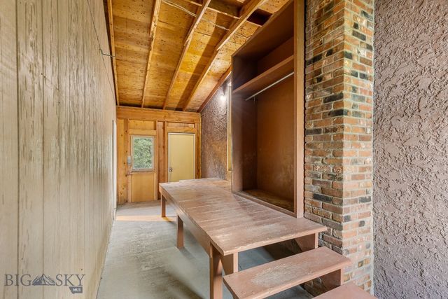 9 Big Horn Drive, Livingston, MT 59047