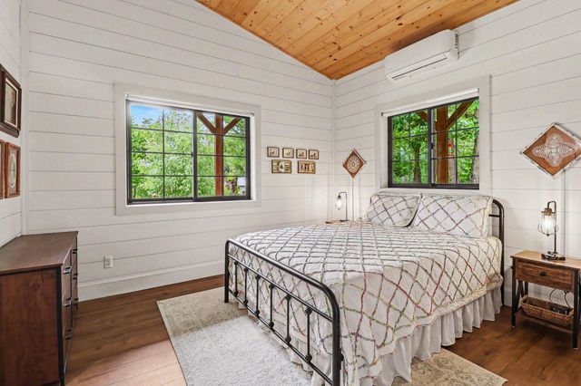 1470 W Adams Road, Pentwater, MI 49449