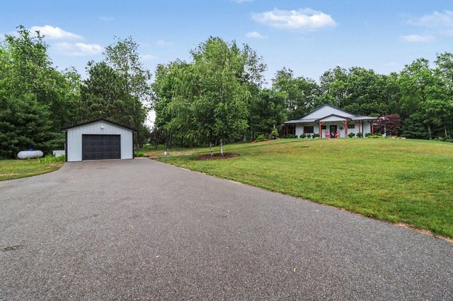 1470 W Adams Road, Pentwater, MI 49449