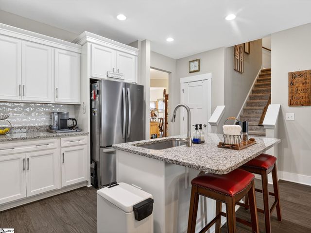 38 Creekhaven Lane, Taylors, SC 29687