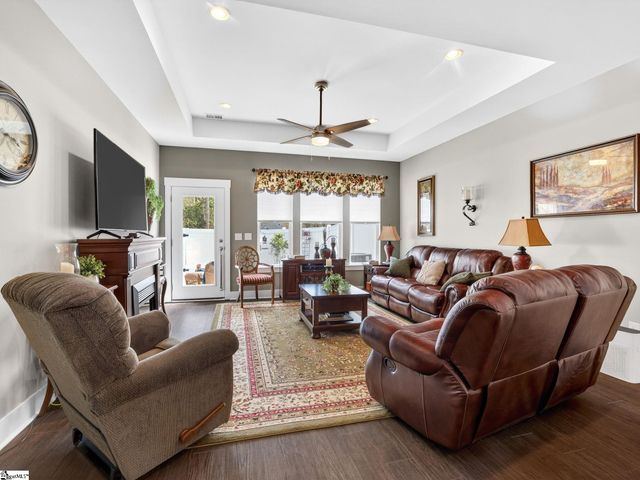 38 Creekhaven Lane, Taylors, SC 29687