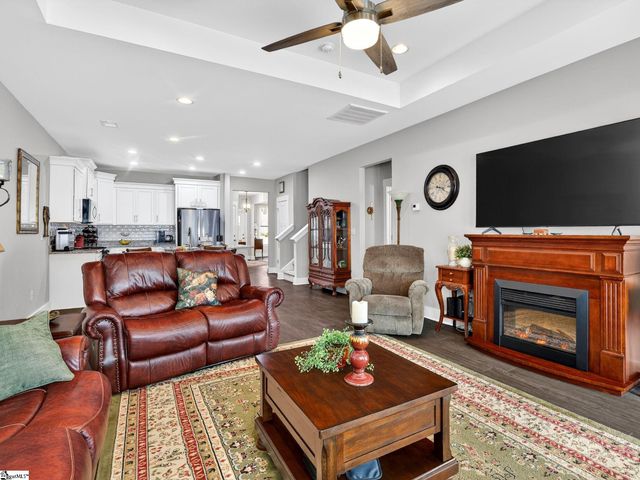 38 Creekhaven Lane, Taylors, SC 29687