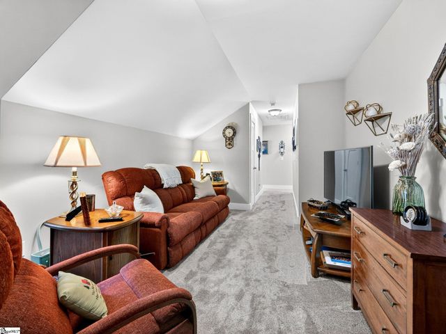 38 Creekhaven Lane, Taylors, SC 29687