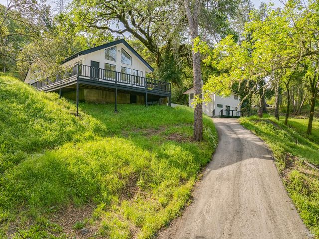 3700 Calistoga Rd, Santa Rosa, CA 95404