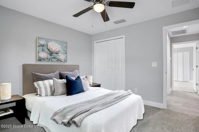 440 Helicon Avenue NW, 14, Palm Bay, FL 32907