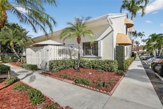 10121 NW 33rd St, Sunrise, FL 33351