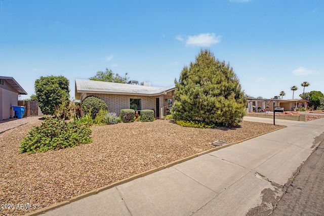 2024 E TIERRA BUENA Lane, Phoenix, AZ 85022