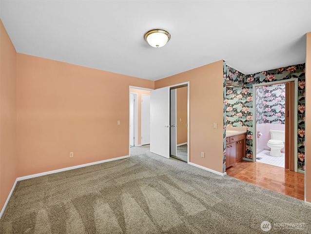 455 Seneca Avenue NW, Renton, WA 98057