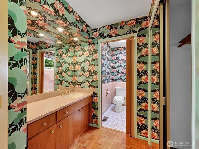 455 Seneca Avenue NW, Renton, WA 98057