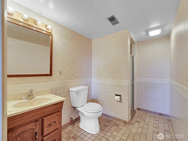 455 Seneca Avenue NW, Renton, WA 98057